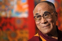 Для тысячи российских буддистов Далай-лама проведёт в Дели учения