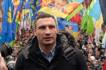 У памятника Тарасу Шевченко в Киеве состоялась общеукраинская акция оппозиционного протеста