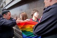 Традиционалисты разогнали провакационное несанкционированное сборице столичных гей-активистов