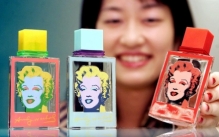 Тысячи человек пострадали от продукции японской косметической фирмы