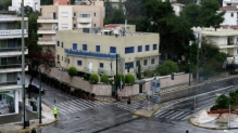 Полиция Афин назвала обстрел посольства Израиля терактом