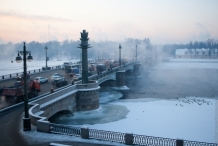 В Петербурге мужчина погиб после падения с Ушаковского моста