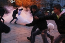 В Косово прошли столкновения демонстрантов с полицией