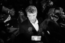 Президент Франции назвал убийство Немцова чудовищным