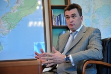 Прокуратура Приморья проверит законность сокращения зарплаты чиновников