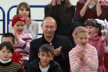 В России утверждена программа патриотического воспитания