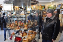 В оренбургской ИК "Черный дельфин" открыли магазин сувениров